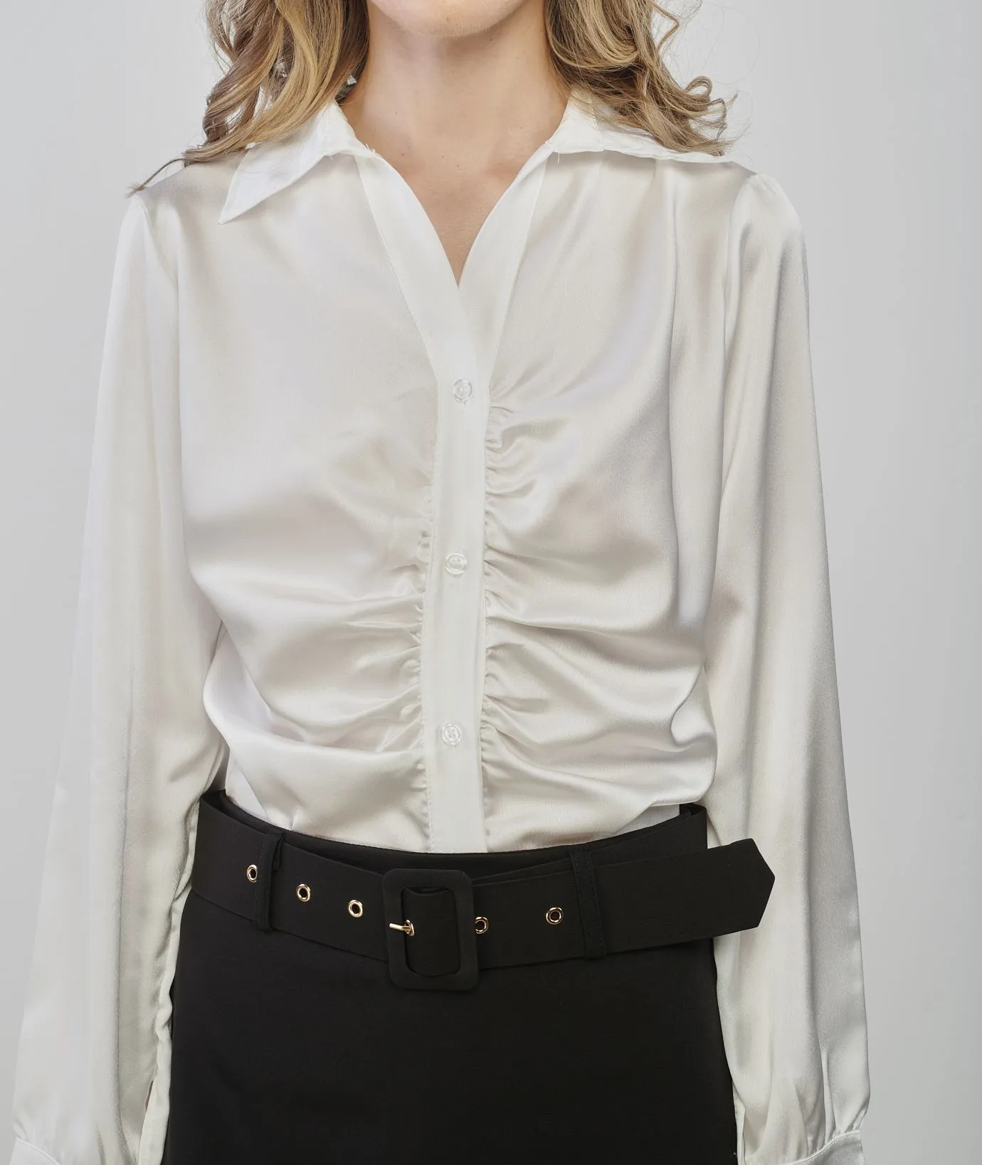 Camicia bianca in tessuto effetto lucido