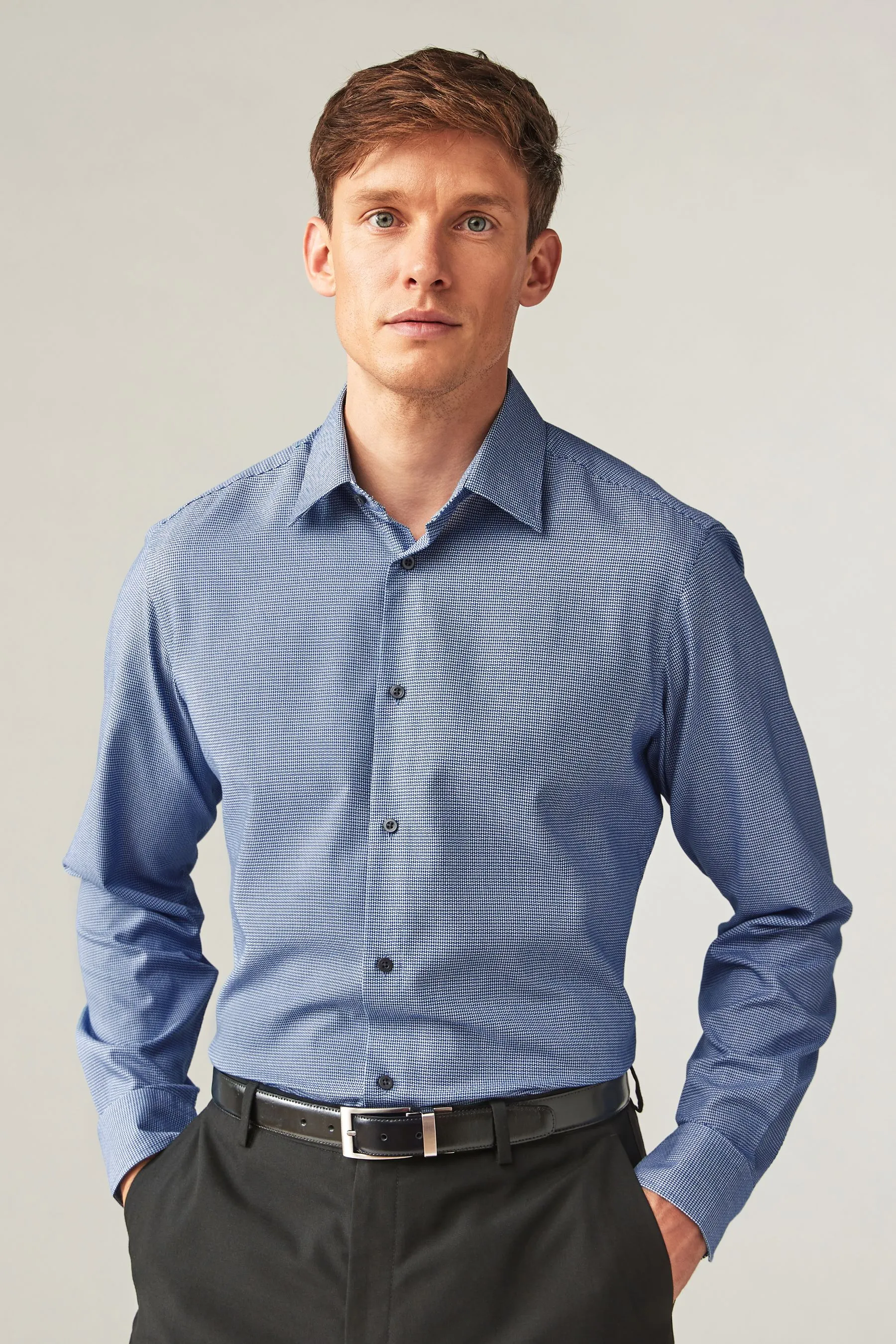 Camicia con polsino singolo testurizzato di facile manutenzione    