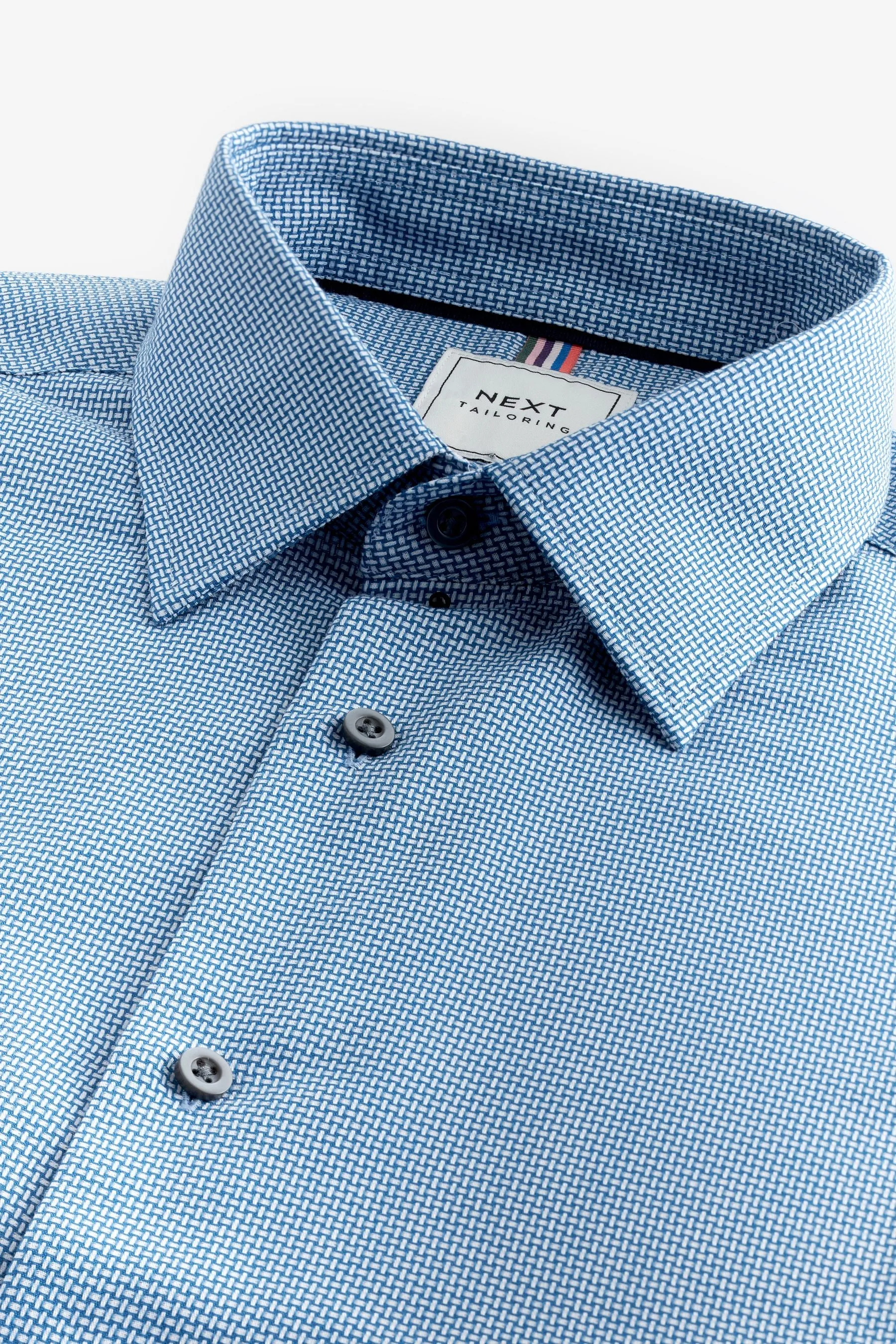 Camicia con polsino singolo testurizzato di facile manutenzione    