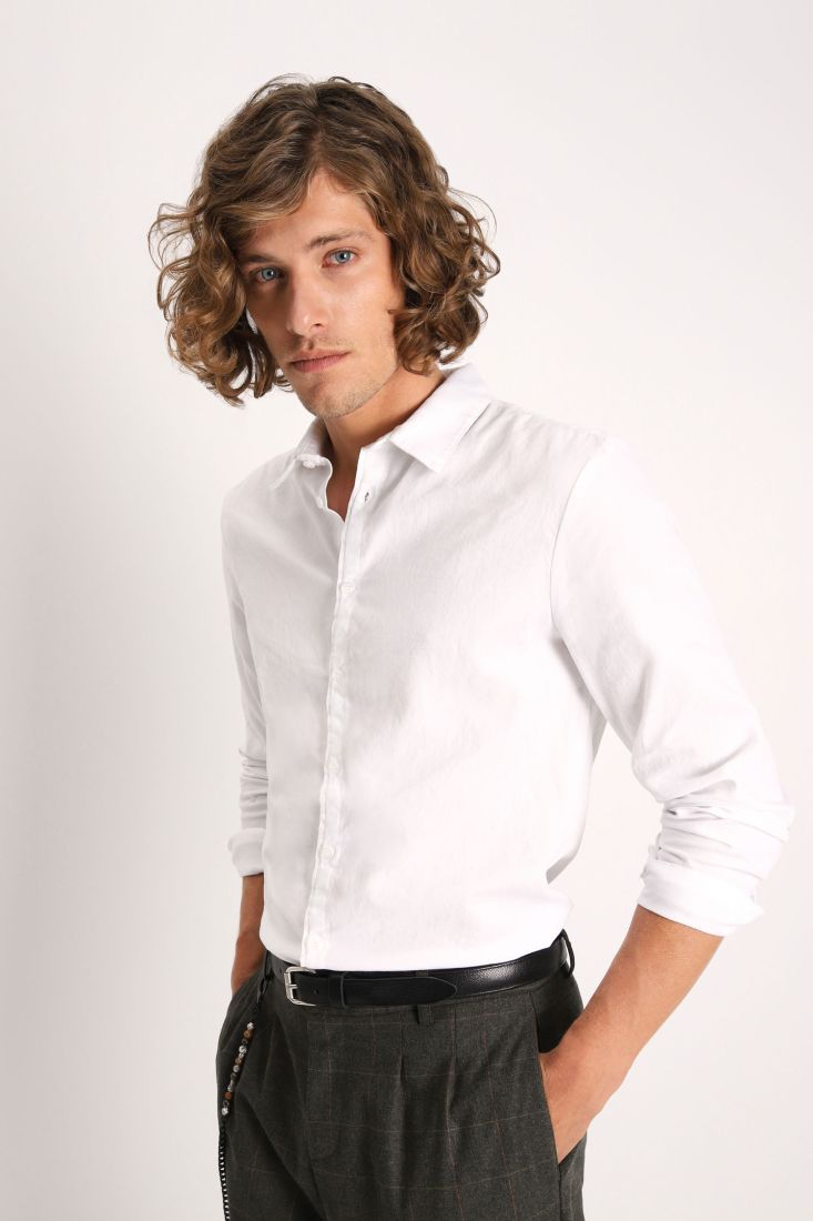Camicia monocolour con colletto classico