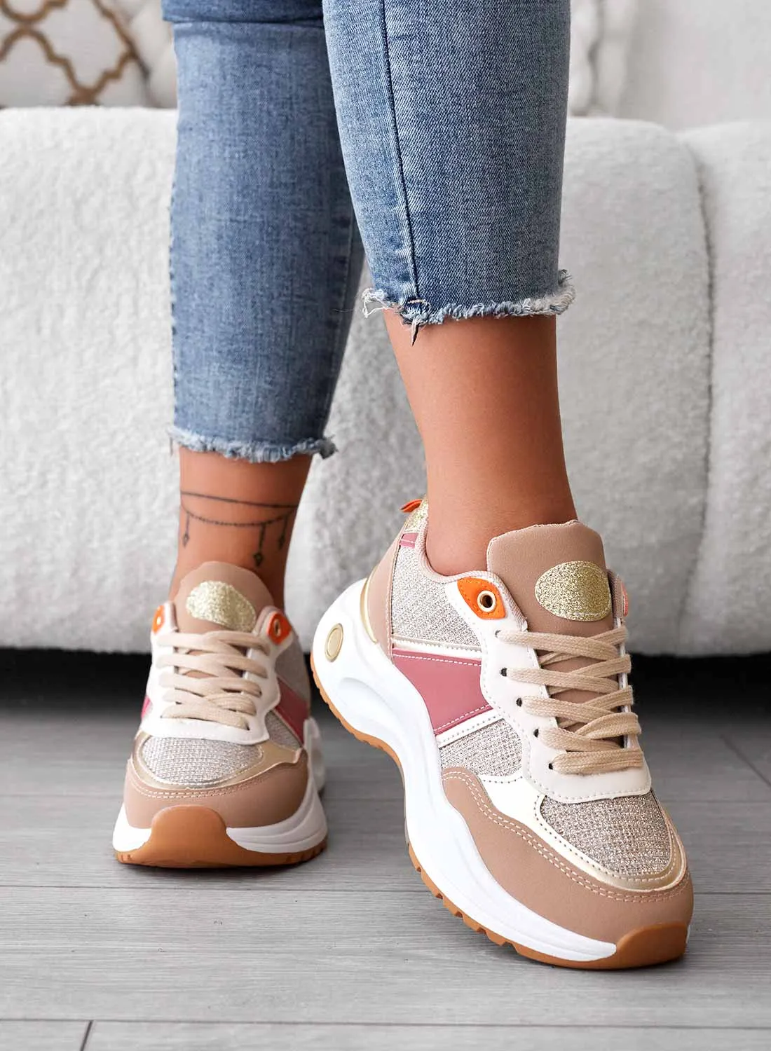 DELFINA - Sneakers a più colori con inserti glitter oro