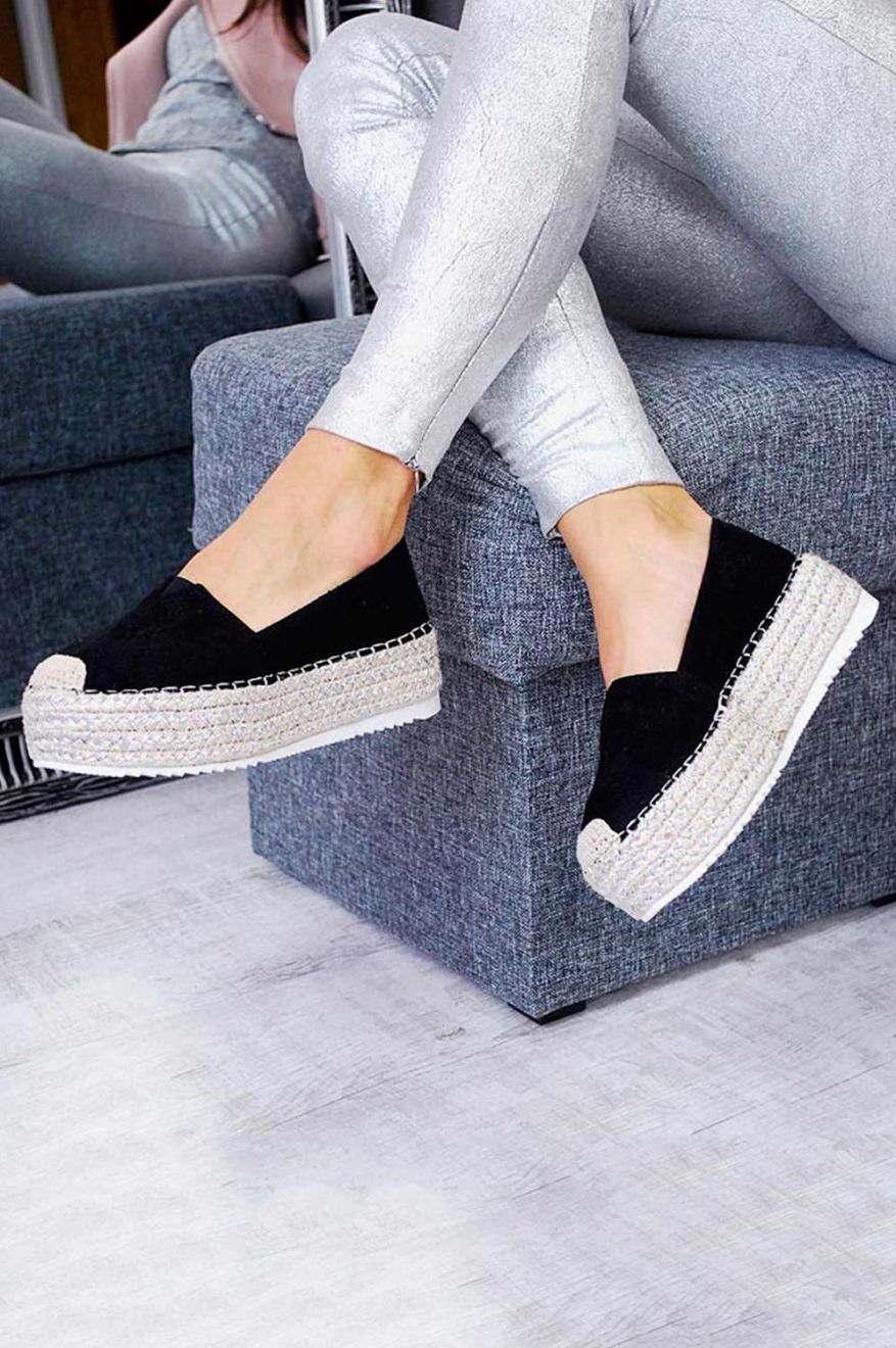 Espadrillas scamosciate con zeppa in corda Nere