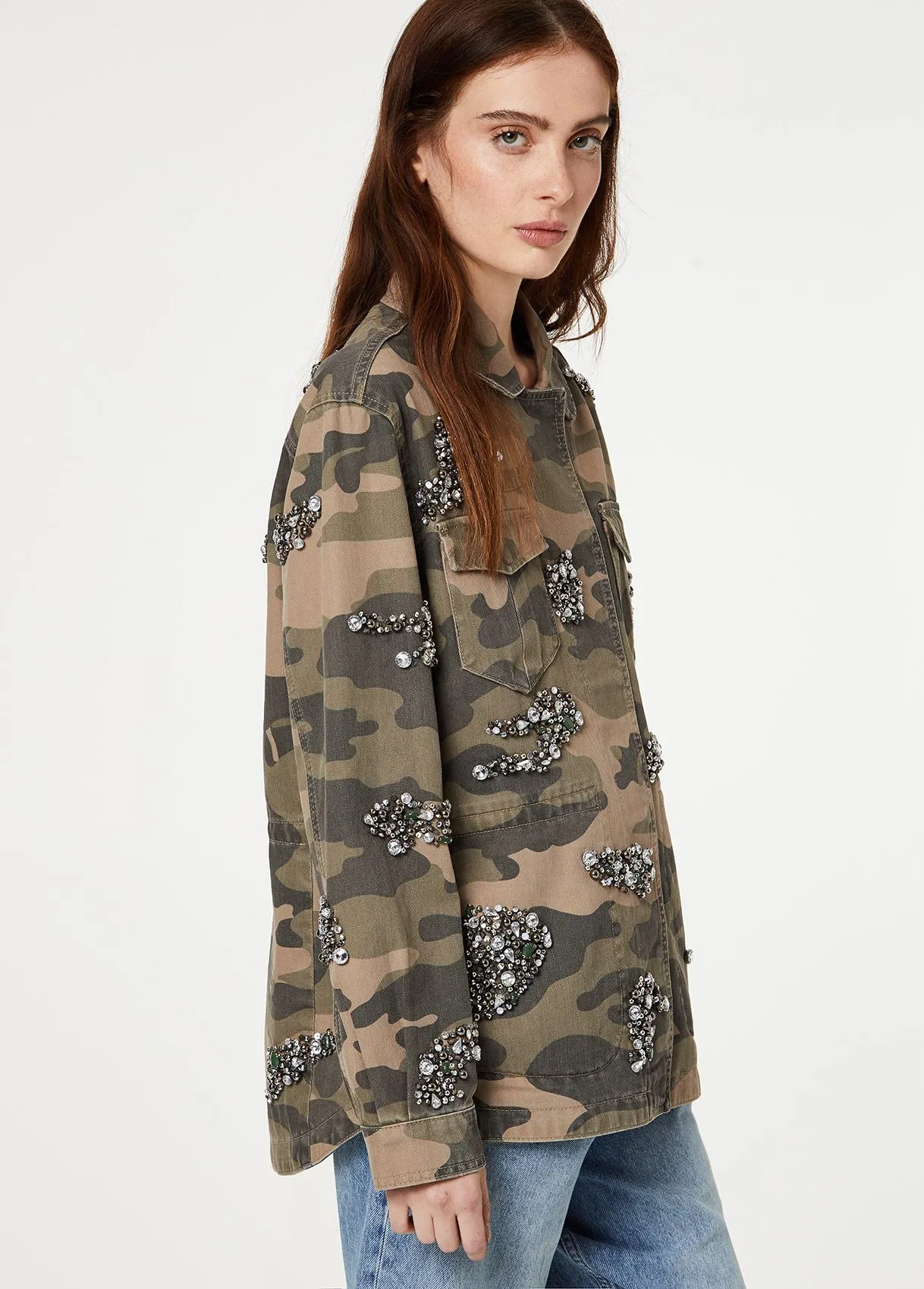 Giacca camouflage con castoni gioiello