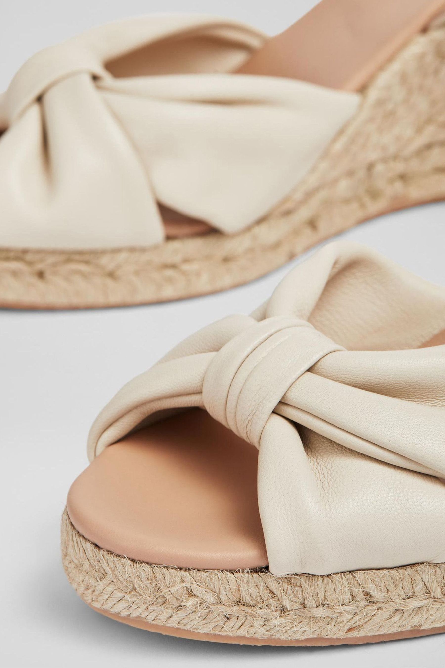 LK Bennett - Angela - Sandali stile espadrillas scamosciate
