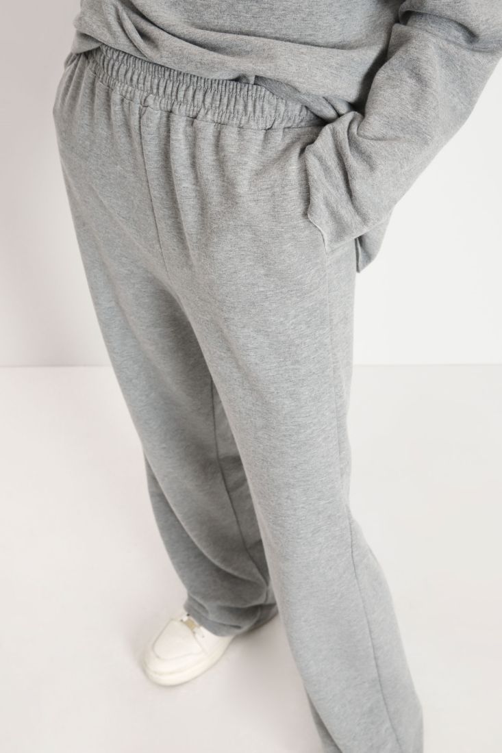 Pantaloni jogger flare
