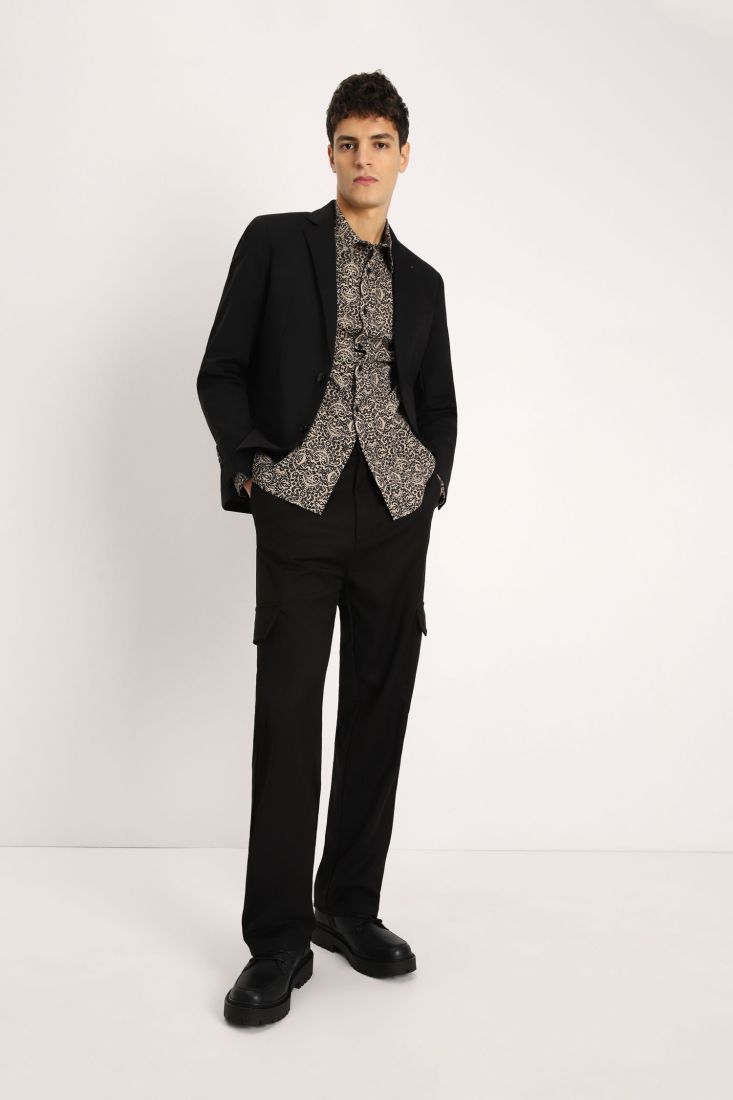Pantaloni straight monocolour con tasche applicate