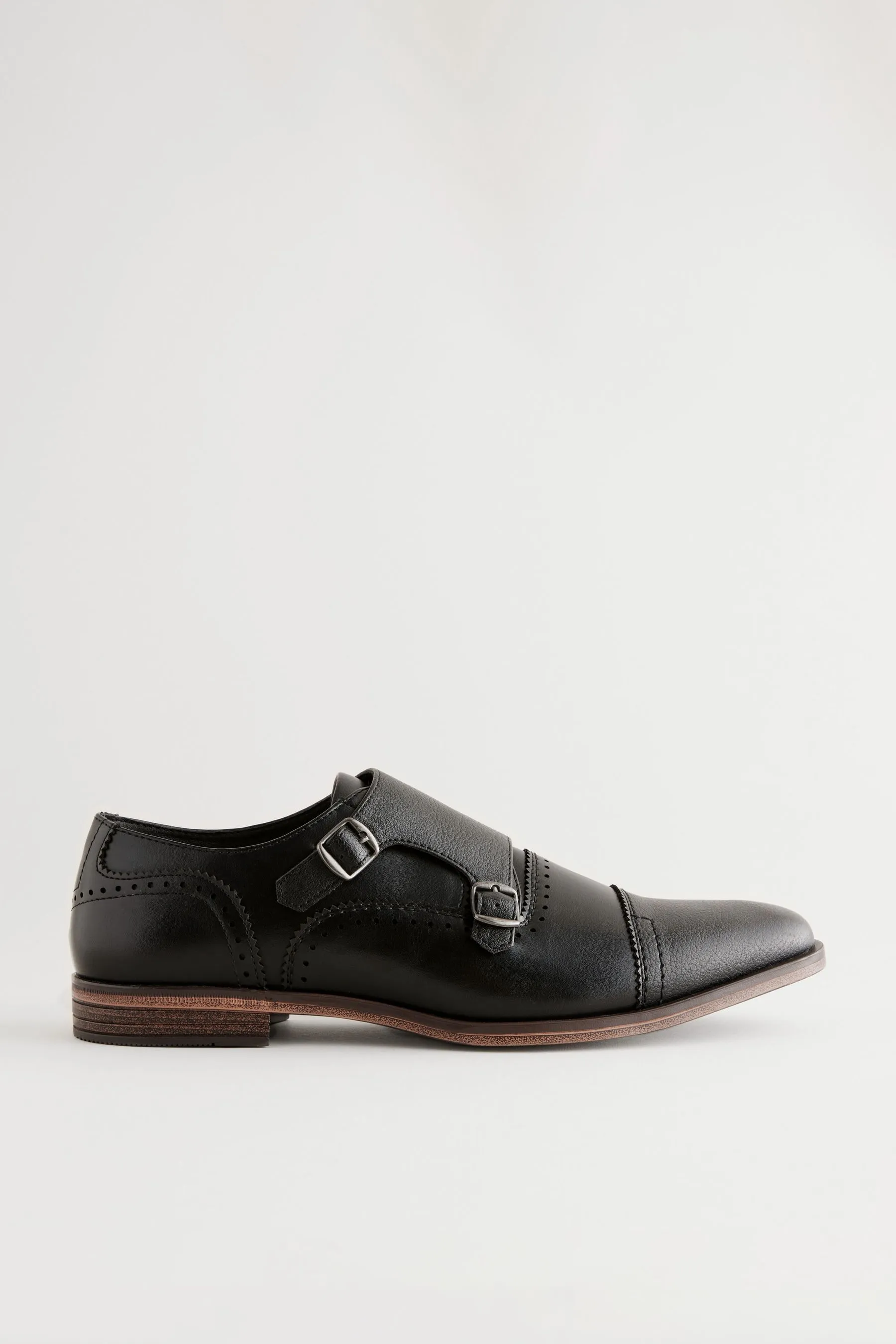 Scarpe con punta rinforzata con fibbia    