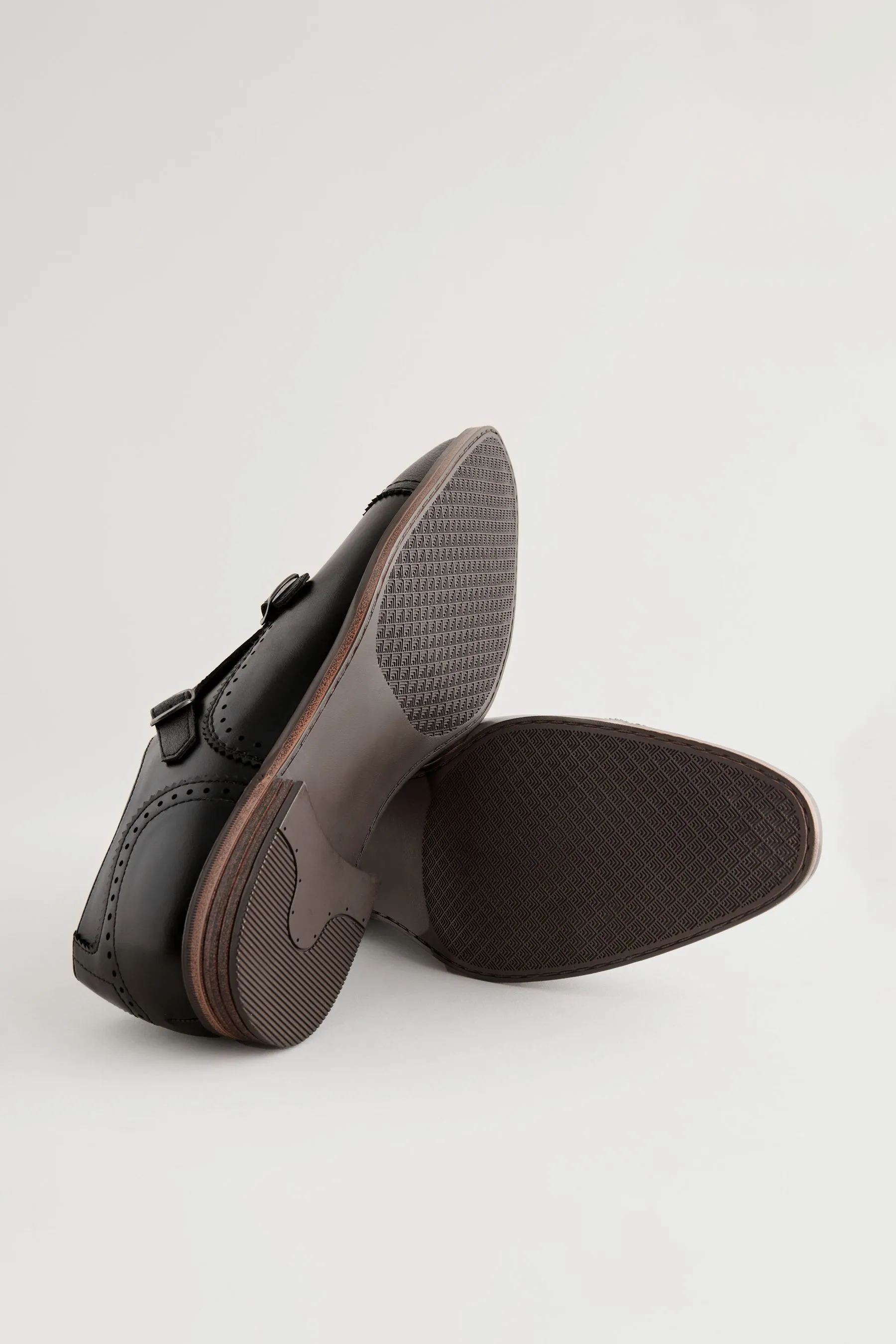 Scarpe con punta rinforzata con fibbia    