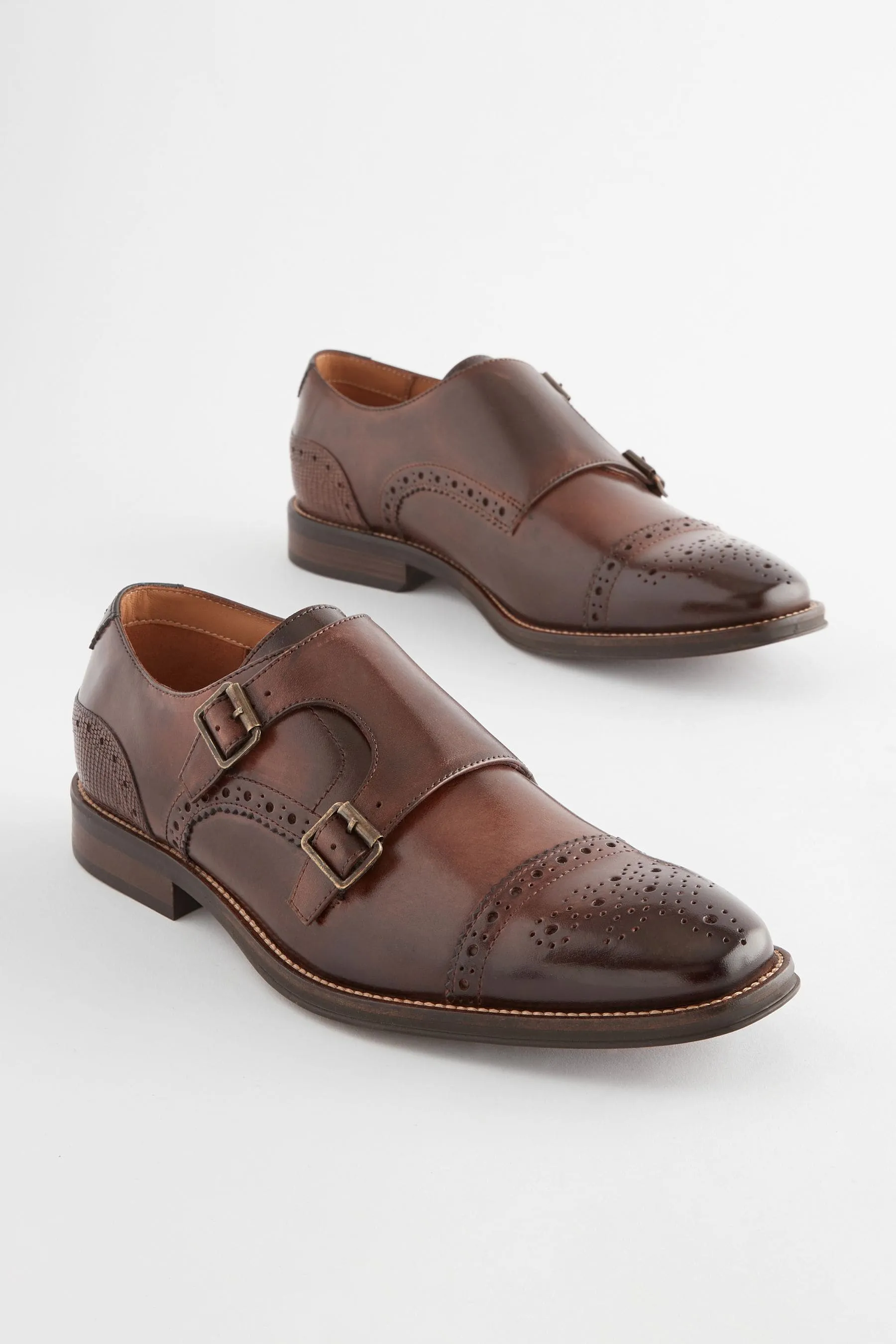 Scarpe doppia con fibbia    