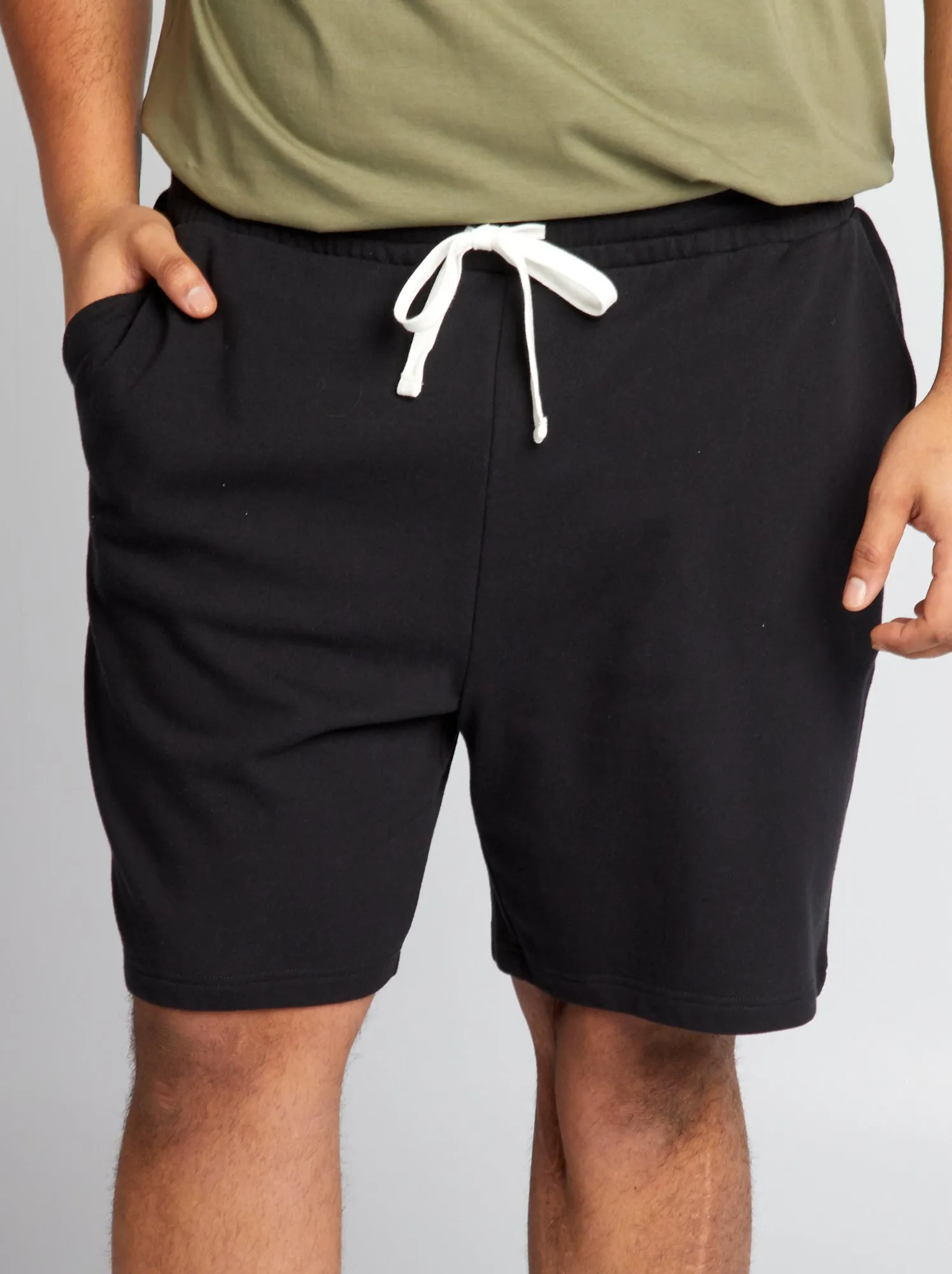 Shorts in tessuto felpato - nero