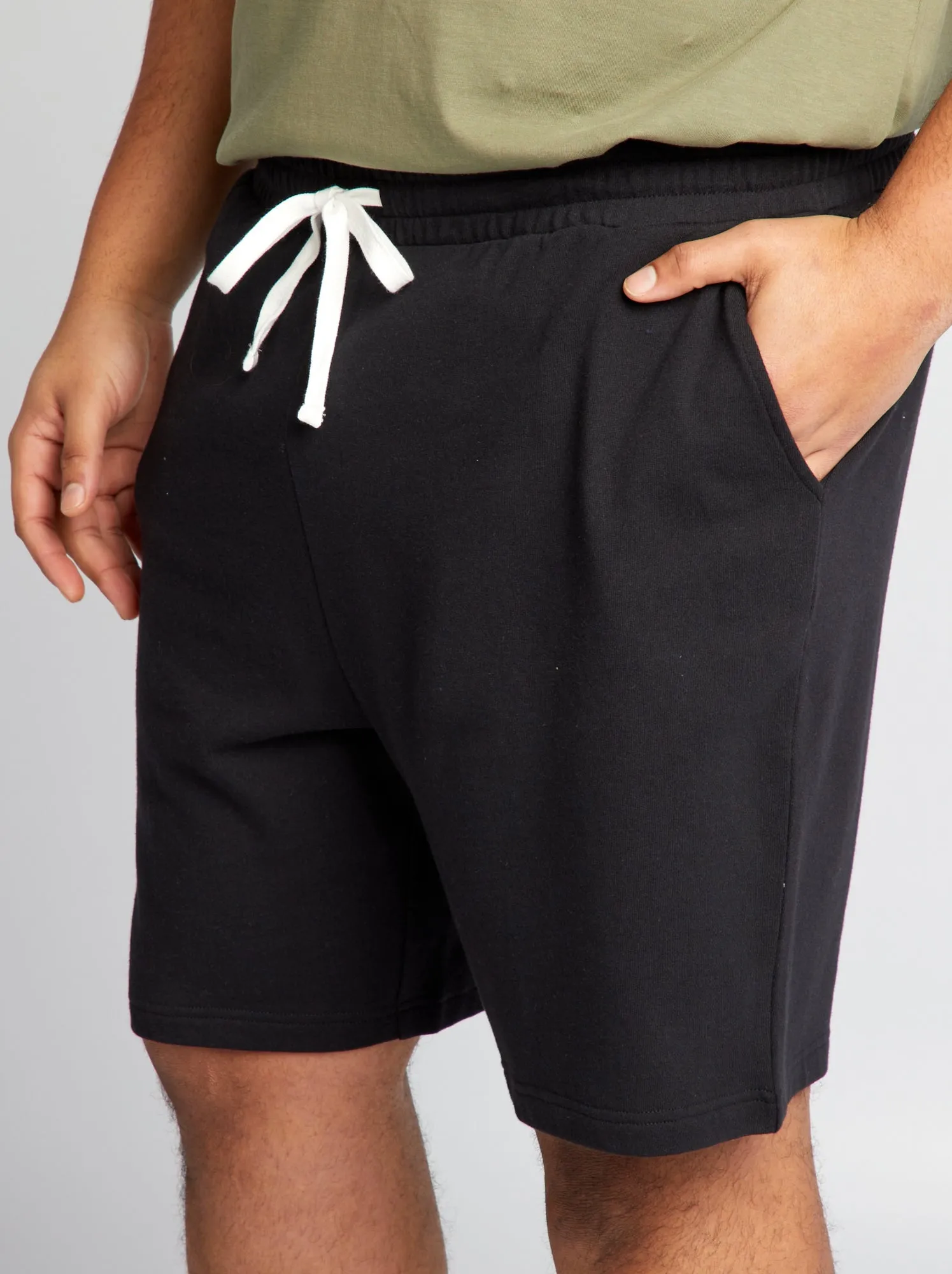 Shorts in tessuto felpato - nero