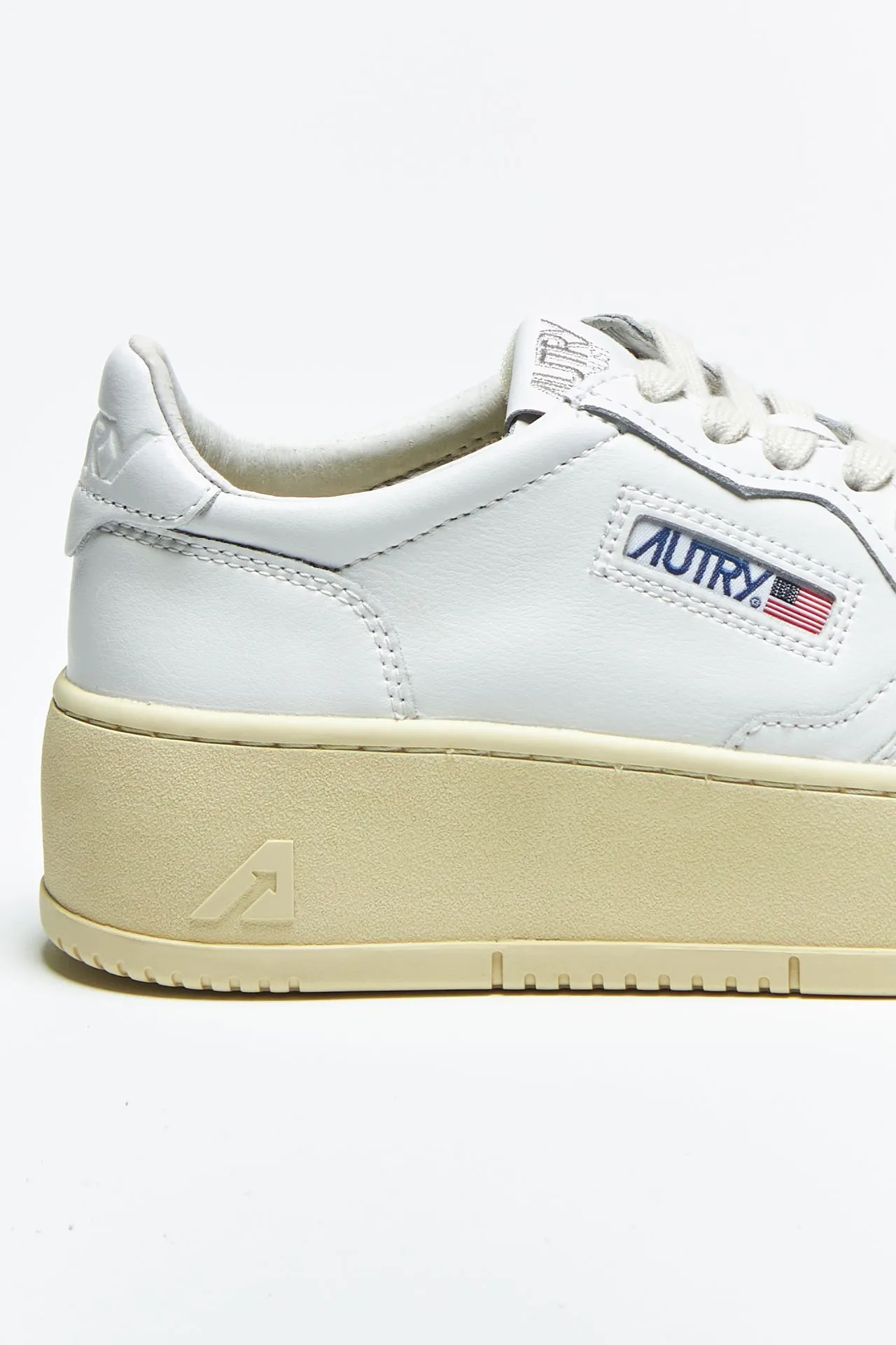 Sneakers MEDALIST PLATFORM PTLW-LL15 
