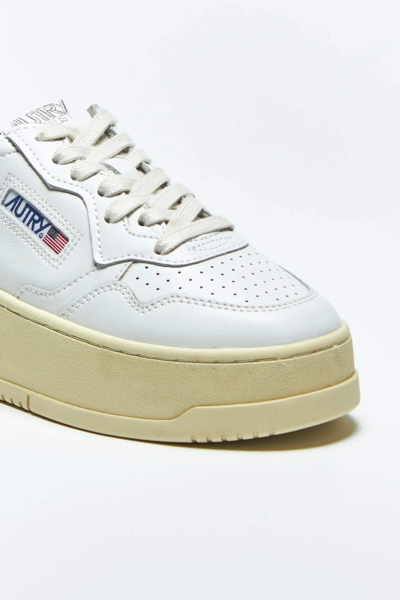 Sneakers MEDALIST PLATFORM PTLW-LL15 