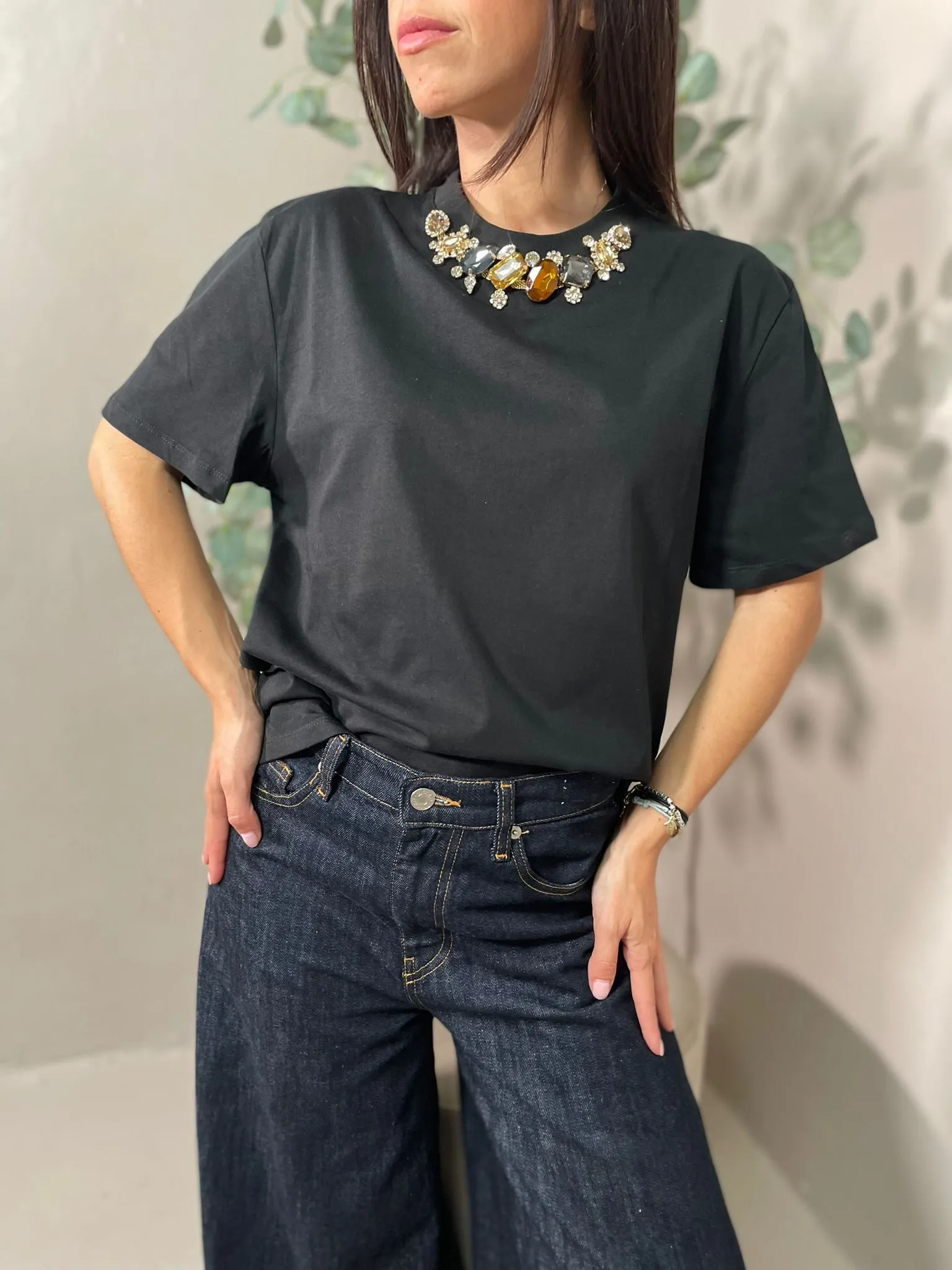 T-shirt Gioiello Gold Nera